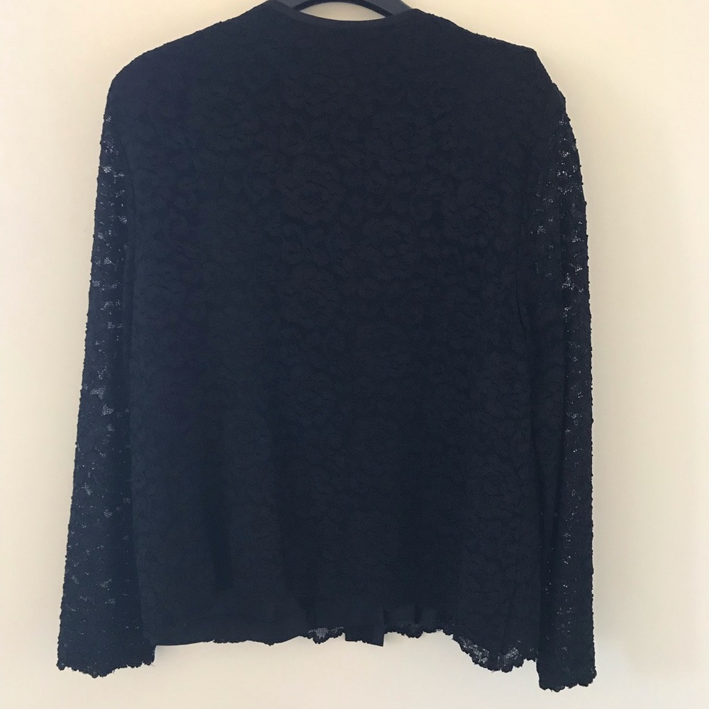 Vintage blouse Black with lace sleeves and buttons on front with padded shoulder